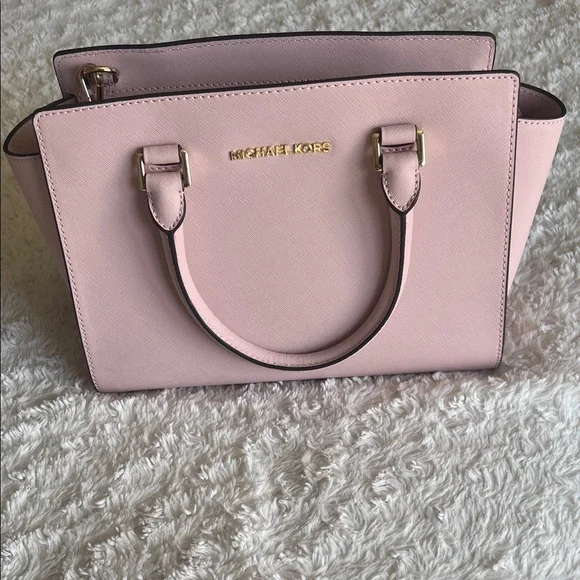 Michael Kors Selma Pink Saffiano Satchel with Gold Hardware - Picture 1 of 8